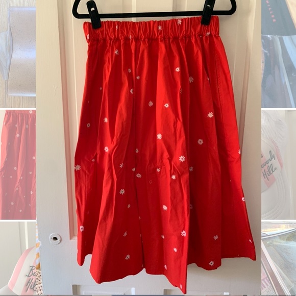 Ban.do button front skirt - Picture 3 of 3